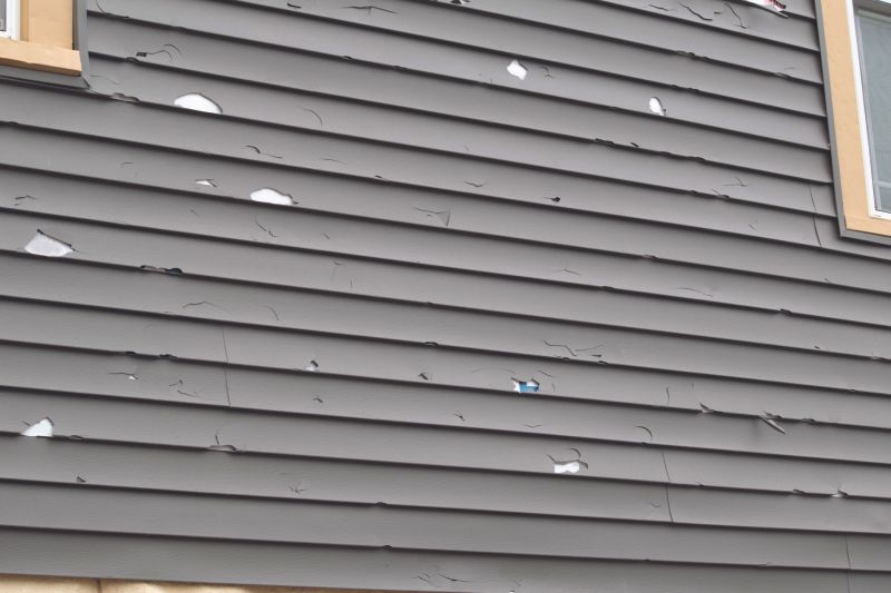 Replacing Vinyl Siding Panel